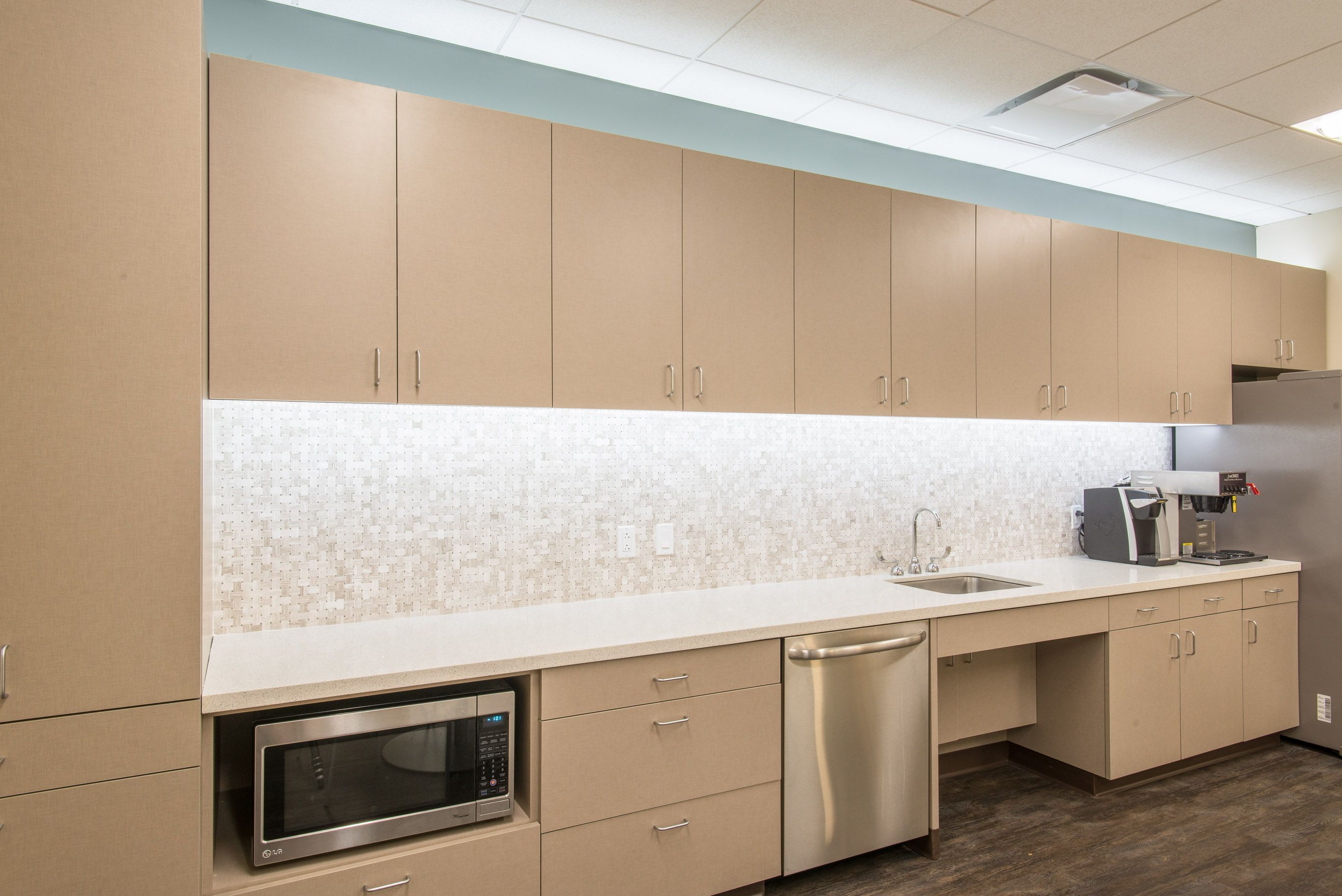 PETROQUEST ENERGY INC. Mohle Design